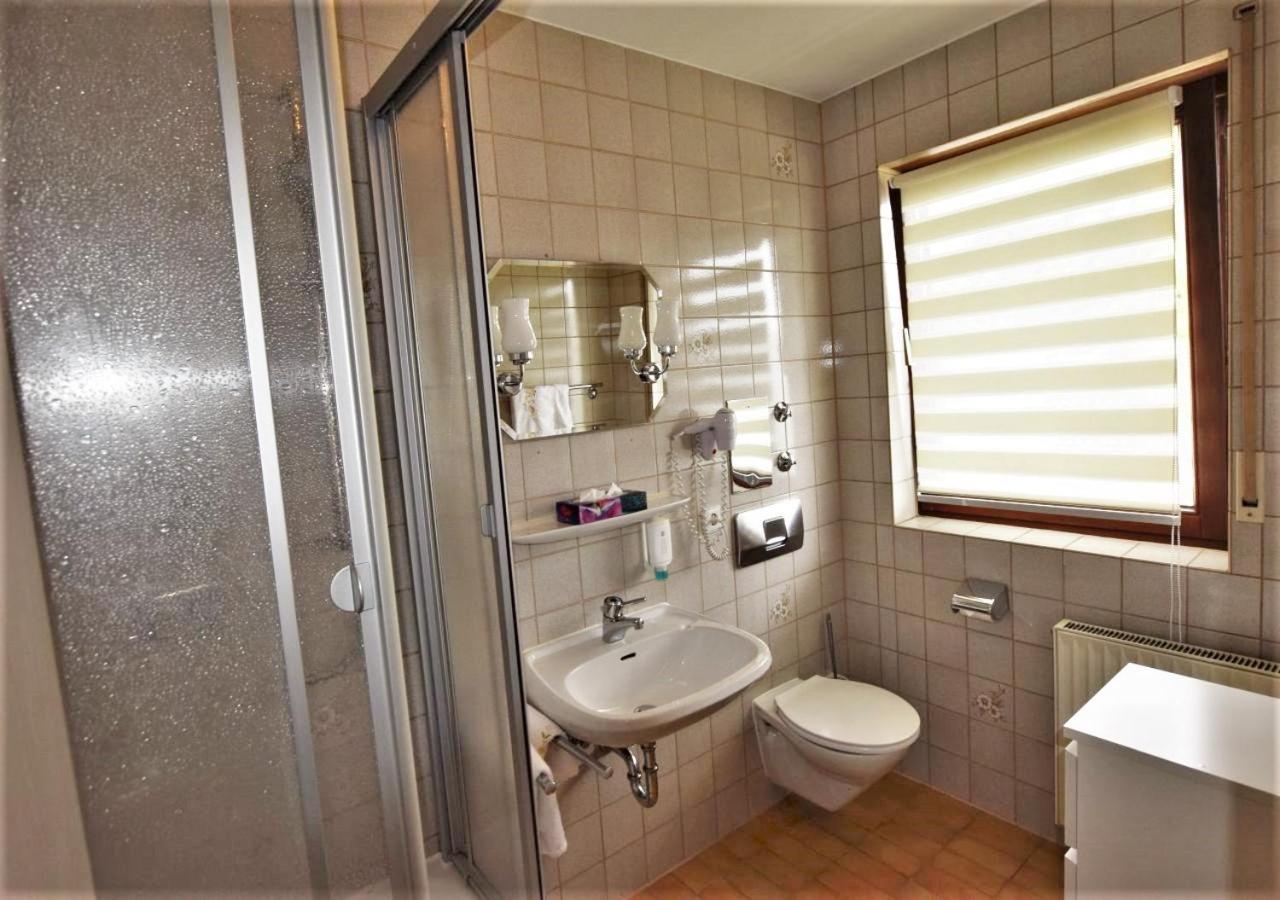 פילדרשטאט Hotel Alena - Kontaktlos Check-In מראה חיצוני תמונה