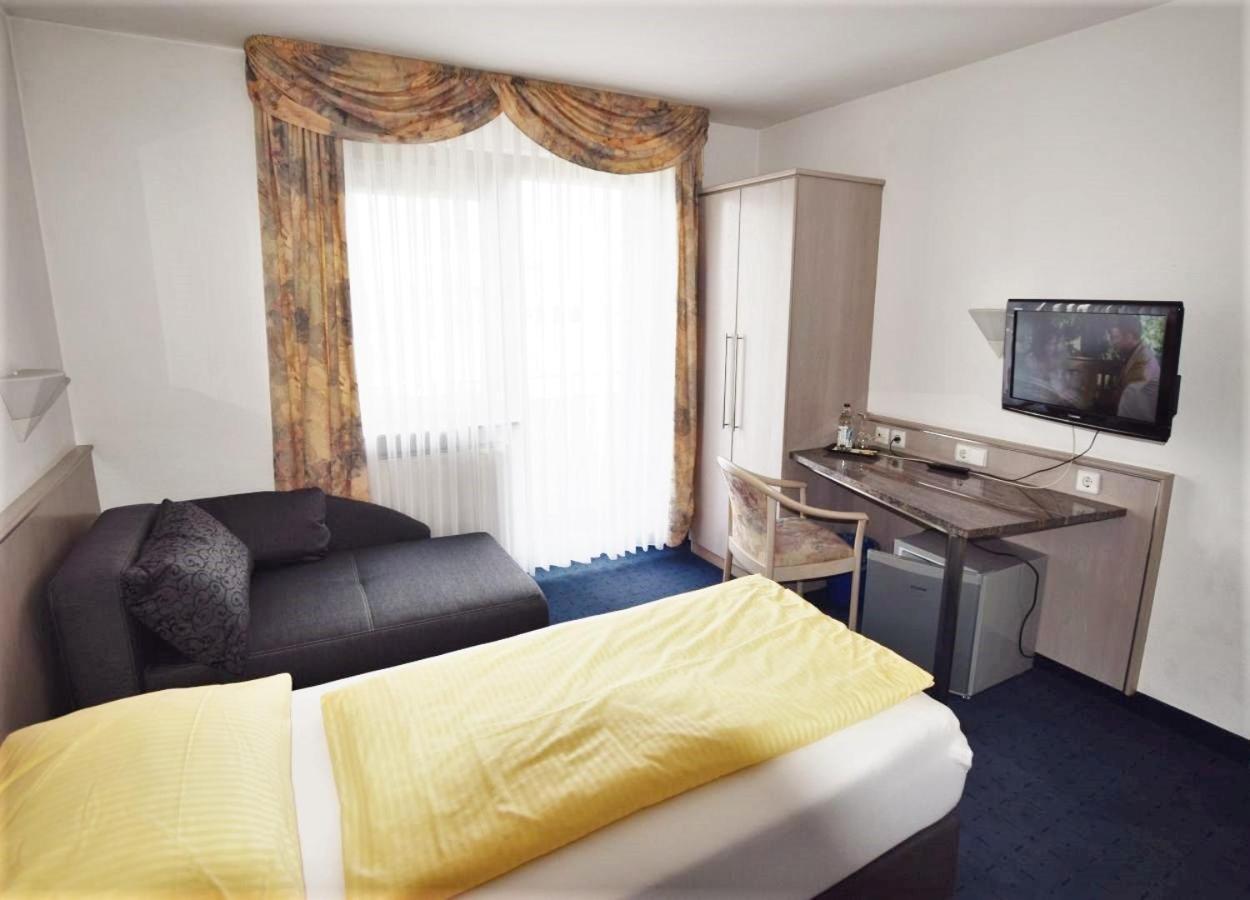 פילדרשטאט Hotel Alena - Kontaktlos Check-In מראה חיצוני תמונה